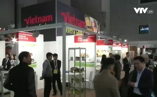 Vietnamese enterprises participate in international food exhibition in Paris