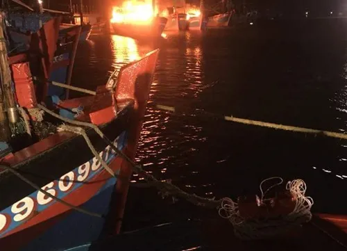 Three fishing boats catch fire