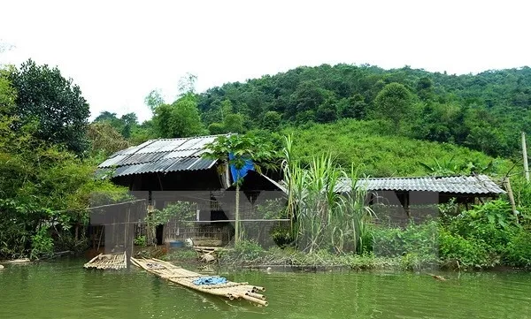 Households forced to evacuate from Điện Biên water power plant area