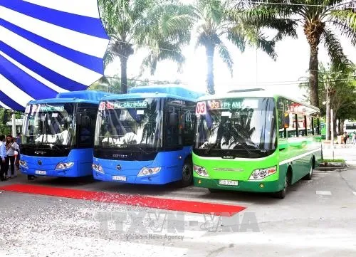 100 high-quality buses trialled on 3 routes in City