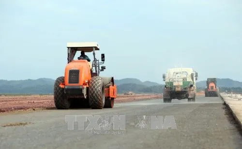 Vietnam Airlines and Quảng Ninh sign co-operation agreement