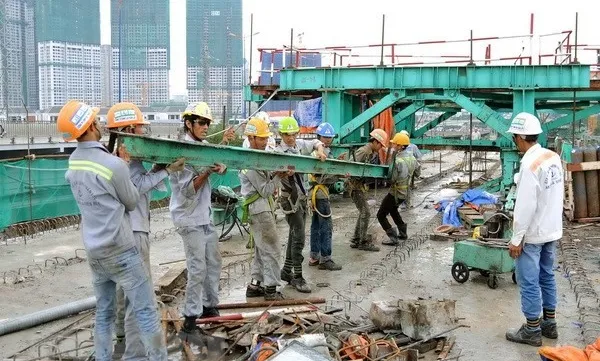 Late metro projects could damage relations between VN, Japan