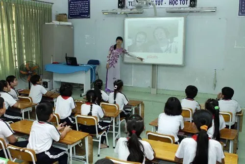 HCMC to pilot ’smart schools’