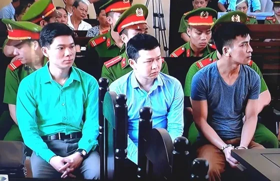 Court delays trial on medical incident at Hòa Bình General Hospital