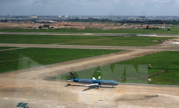 MoT proposes upgrading airport runways in Hà Nội, HCM City