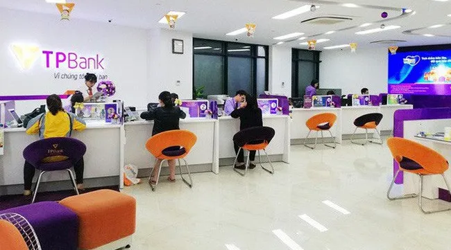 Central bank triples net injection to $1.96 billion