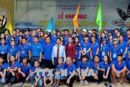 Overseas Vietnamese youths come for annual summer camp