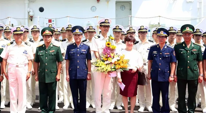 Japan Coast Guard ship visits Đà Nẵng