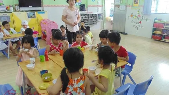 HCM City to fund VNĐ220 billion for pre-school workers