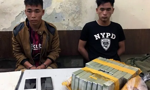 Two siblings hired to sell heroin