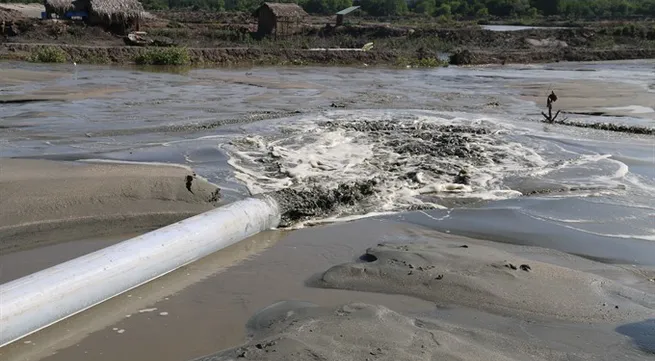 Bà Rịa-Vũng Tàu fish breeders suffer as construction cuts water supply