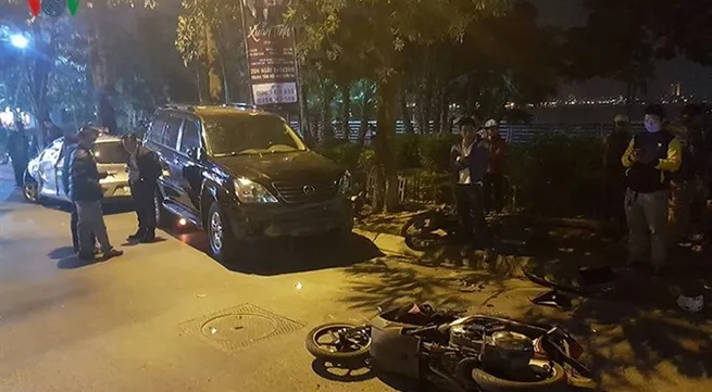 Drunk driver injures six during evening rush hour