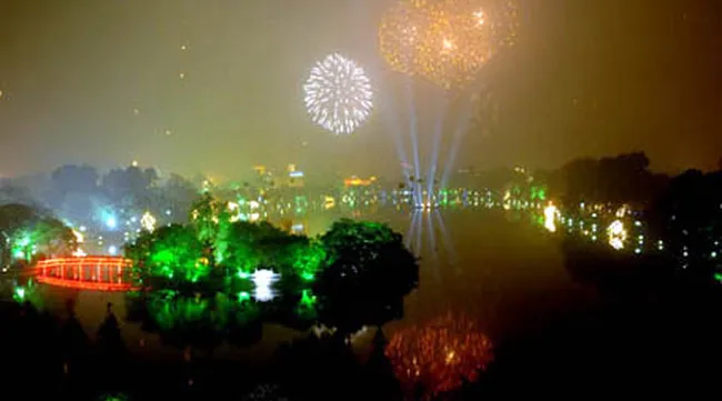 Hanoi to conduct fireworks display at 30 locations