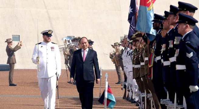 Grand welcome ceremony for PM Nguyen Xuan Phuc in Australia