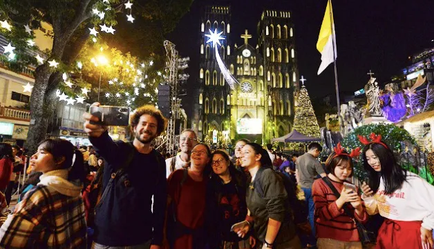 Christmas celebrations in Hanoi
