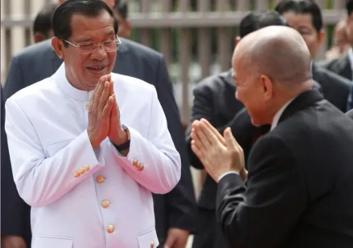 Cambodia holds first new government meeting since July vote