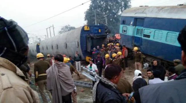 6 dead, 60 injured after train derailment in India