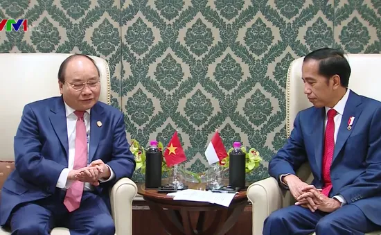 PM meets Cambodian, Indonesian leaders