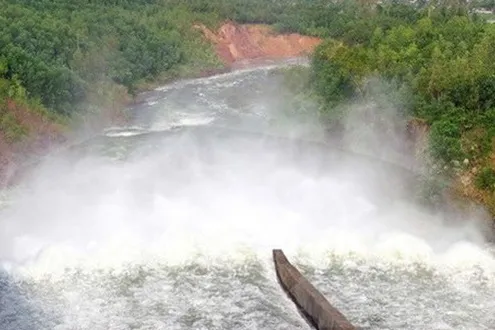 Hydropower plant unexpectedly releases water