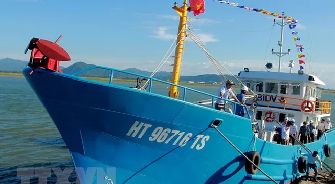Ha Tinh fishermen recover after sea incident