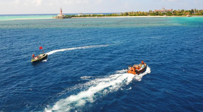 Soldiers' lives in Truong Sa archipelago featured in photo exhibition