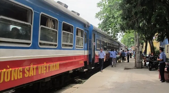 All North-South trains to be installed with wifi in 2019