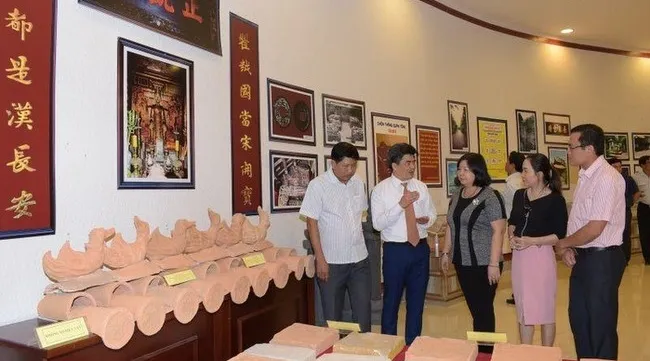 Exhibition promotes cultural and historical sites in Ninh Binh and Bac Lieu