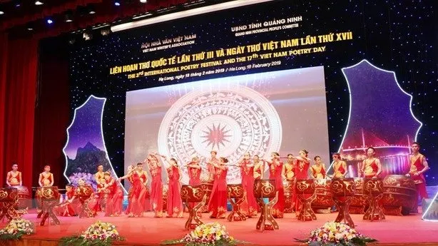Int'l conference promoting Vietnamese literature concludes