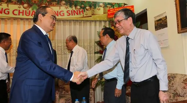 HCM City, An Giang leaders visit Evangelical churches ahead of Christmas