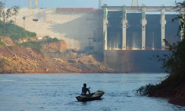 Potential impacts of Lao Pak Lay hydropower project discussed in Hanoi