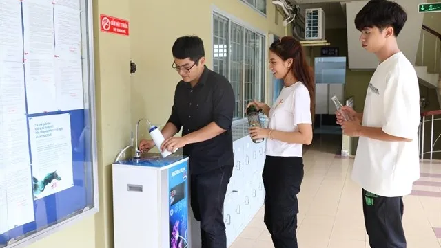 Schools, colleges begin reducing use of plastics