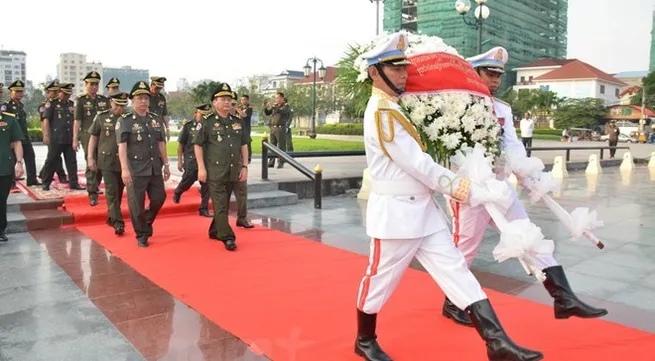 Vietnam’s volunteer soldiers commemorated in Cambodia