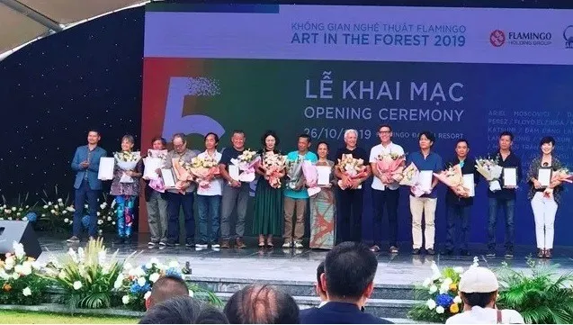 ‘Arts in the Forest’ exhibition opens in Vinh Phuc’s resort