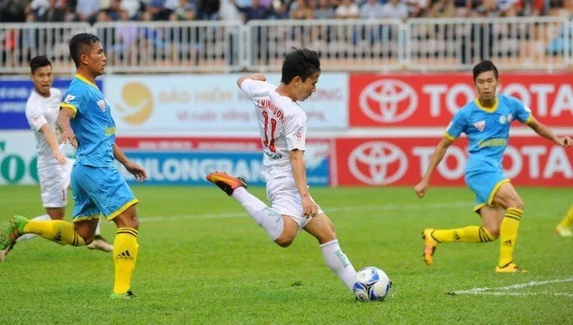 V.League preview: Relegation race remains fierce until last minutes