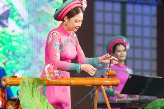 Vietnam’s traditional musical instruments featured at RoK’s festival