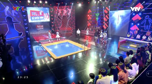 Crossing the Wall season 5 renovated with a fun family version