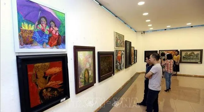 Fine arts exhibition celebrates Hanoi’s charm