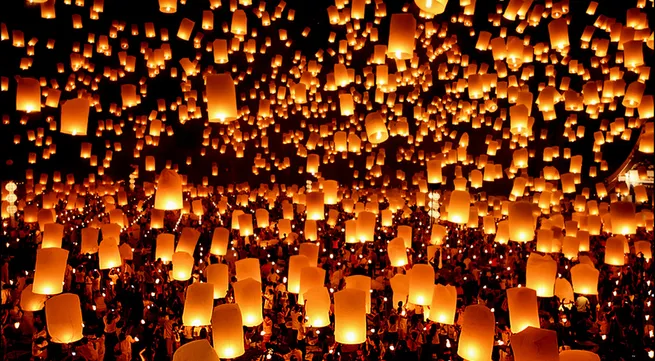 Lantern festival takes place in Thailand