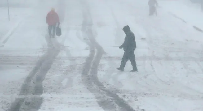 Chaotic traffic because of snow storm in USA