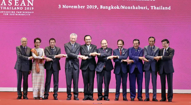 PM attends plenary meeting of 35th ASEAN summit