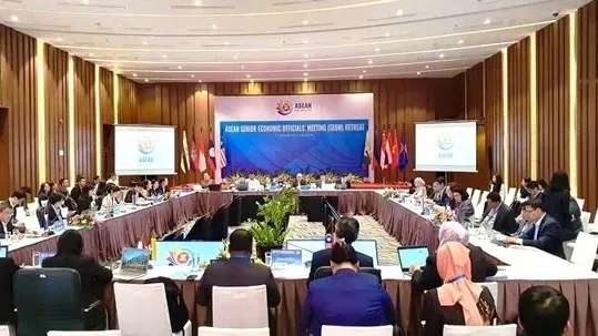 ASEAN’s senior economic officials meet in Ha Long