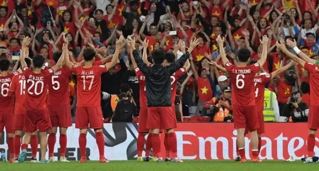 Vietnam qualify for Asian Cup round of 16 in thrilling fashion