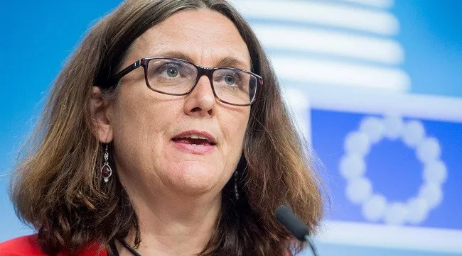 EU welcomes signing of free trade deals with Vietnam