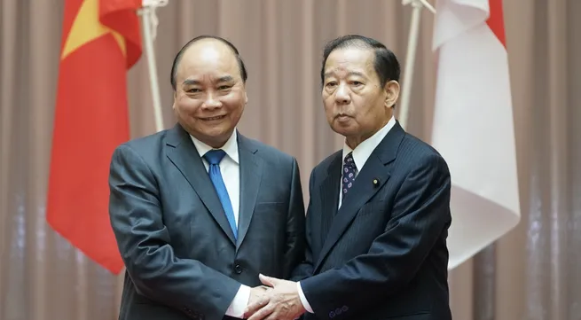 PM receives Chairman of Japan - Vietnam Friendship Parliamentary Alliance