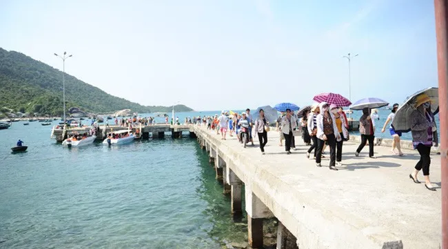 Cham island faces serious water shortage