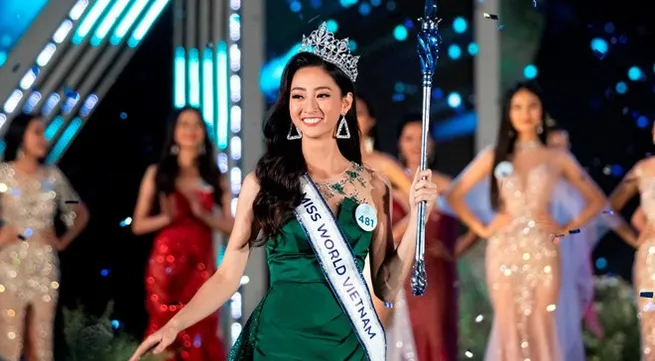 Luong Thuy Linh crowned Miss World Vietnam 2019