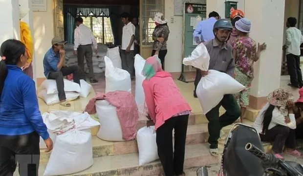 Thanh Hoa to provide more than 1,600 tonnes of rice for needy students