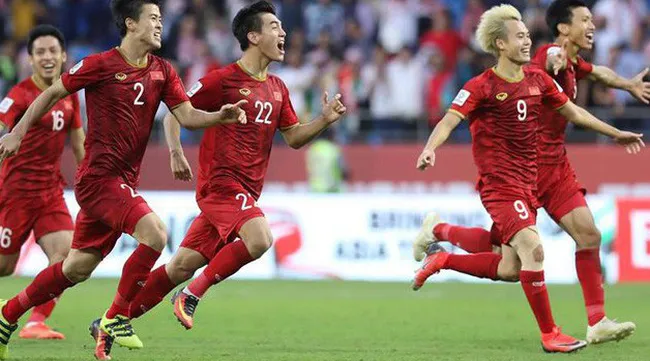 Prime Minister praises Vietnamese team after victory over Jordan