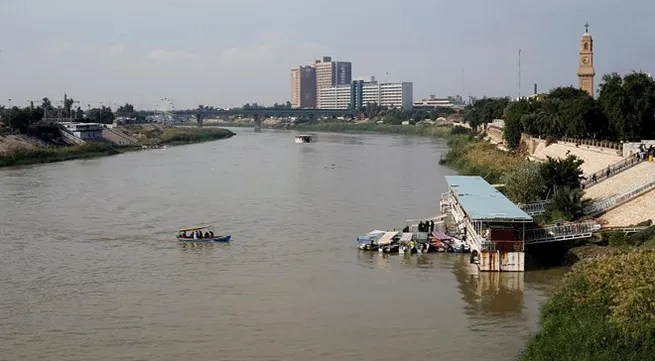 At least 94 killed in ferry sinking in Iraq