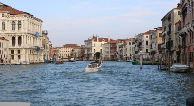 Venice to charge admission fees for tourists